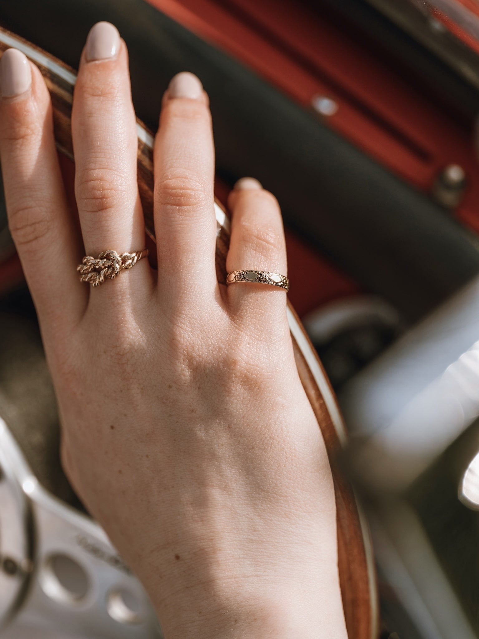 18ct Antique Flower Band