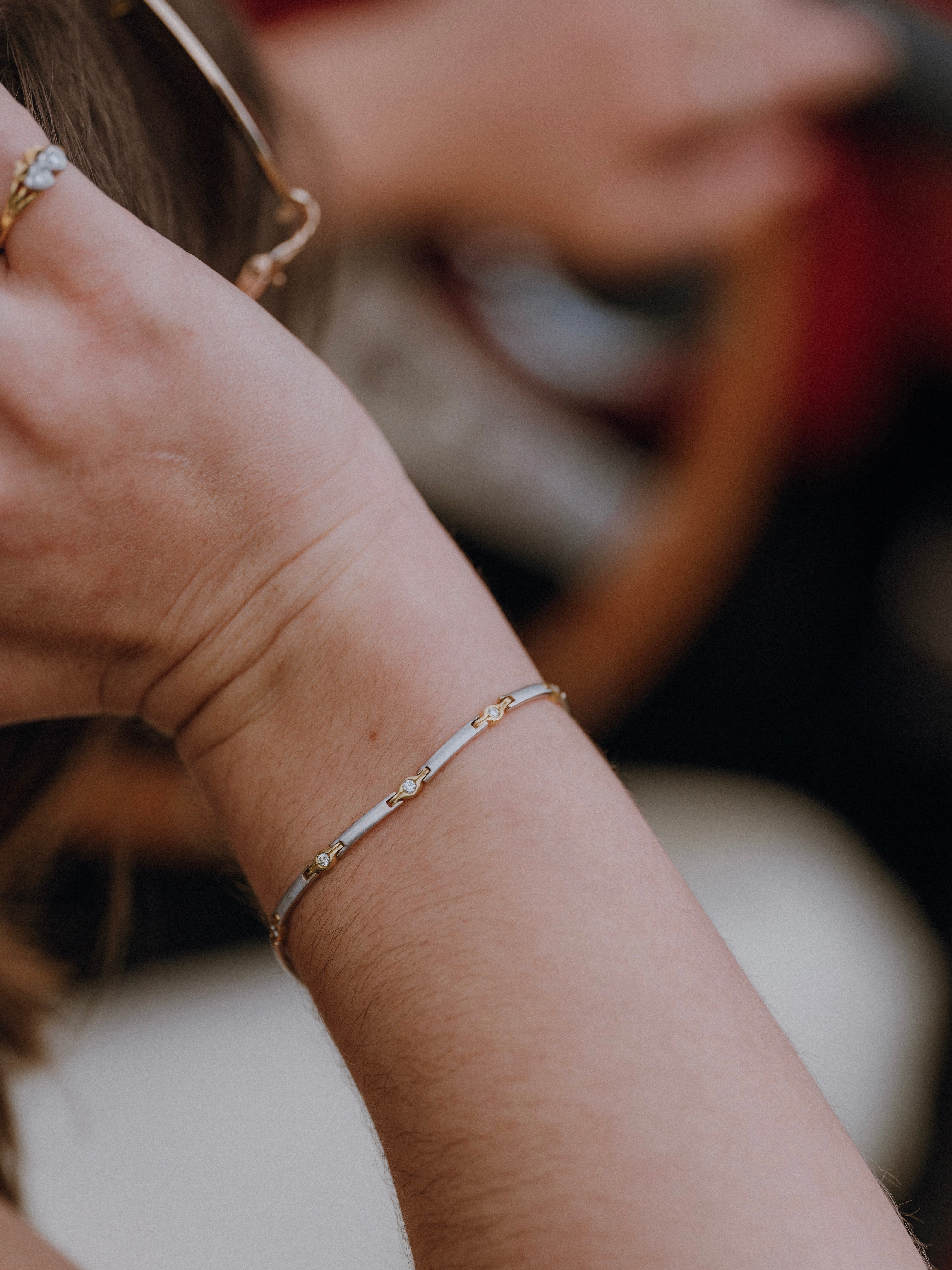 18ct White Gold Diamond Bracelet
