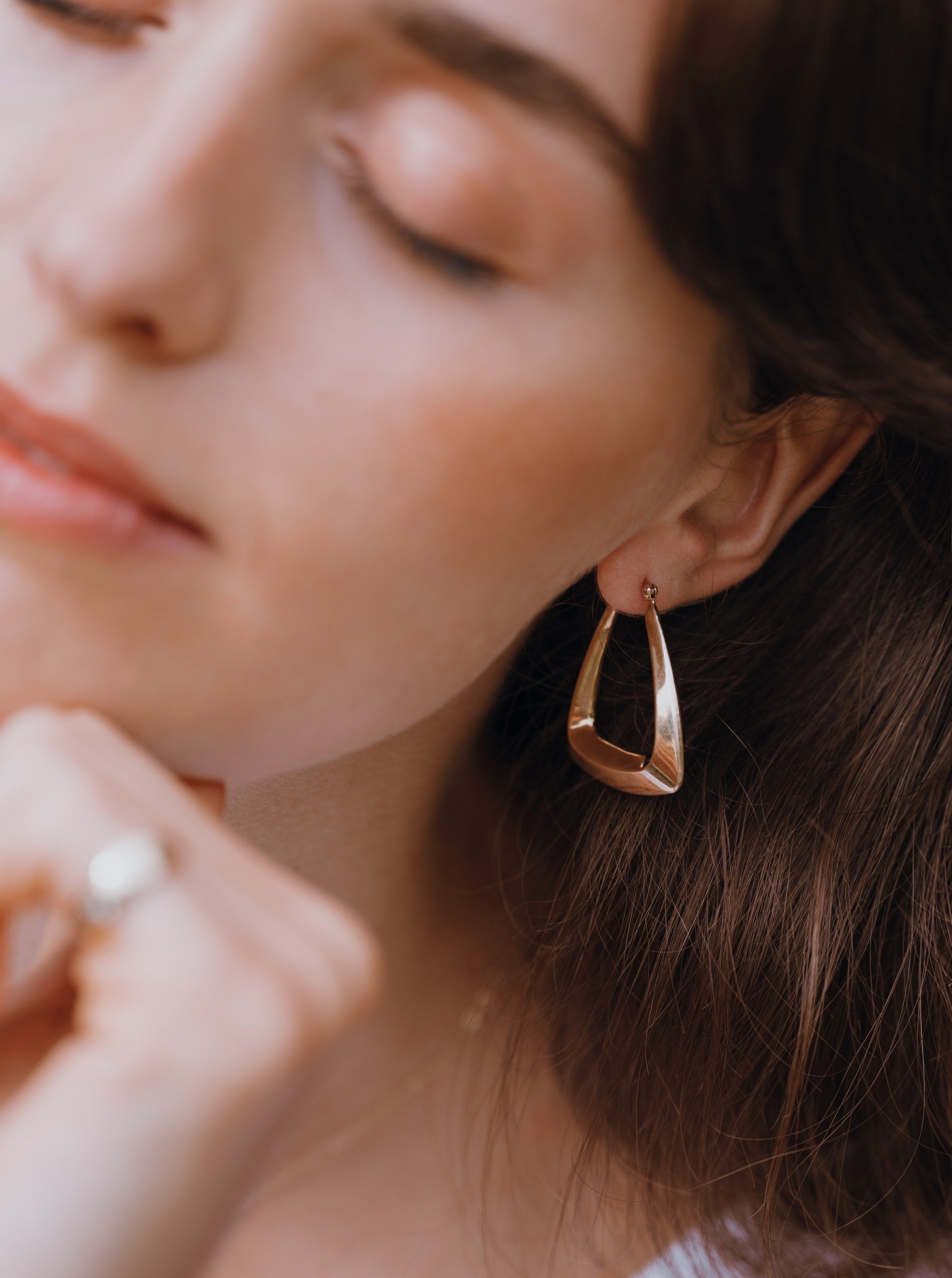 Chunky Triangle Hoops - 30mm