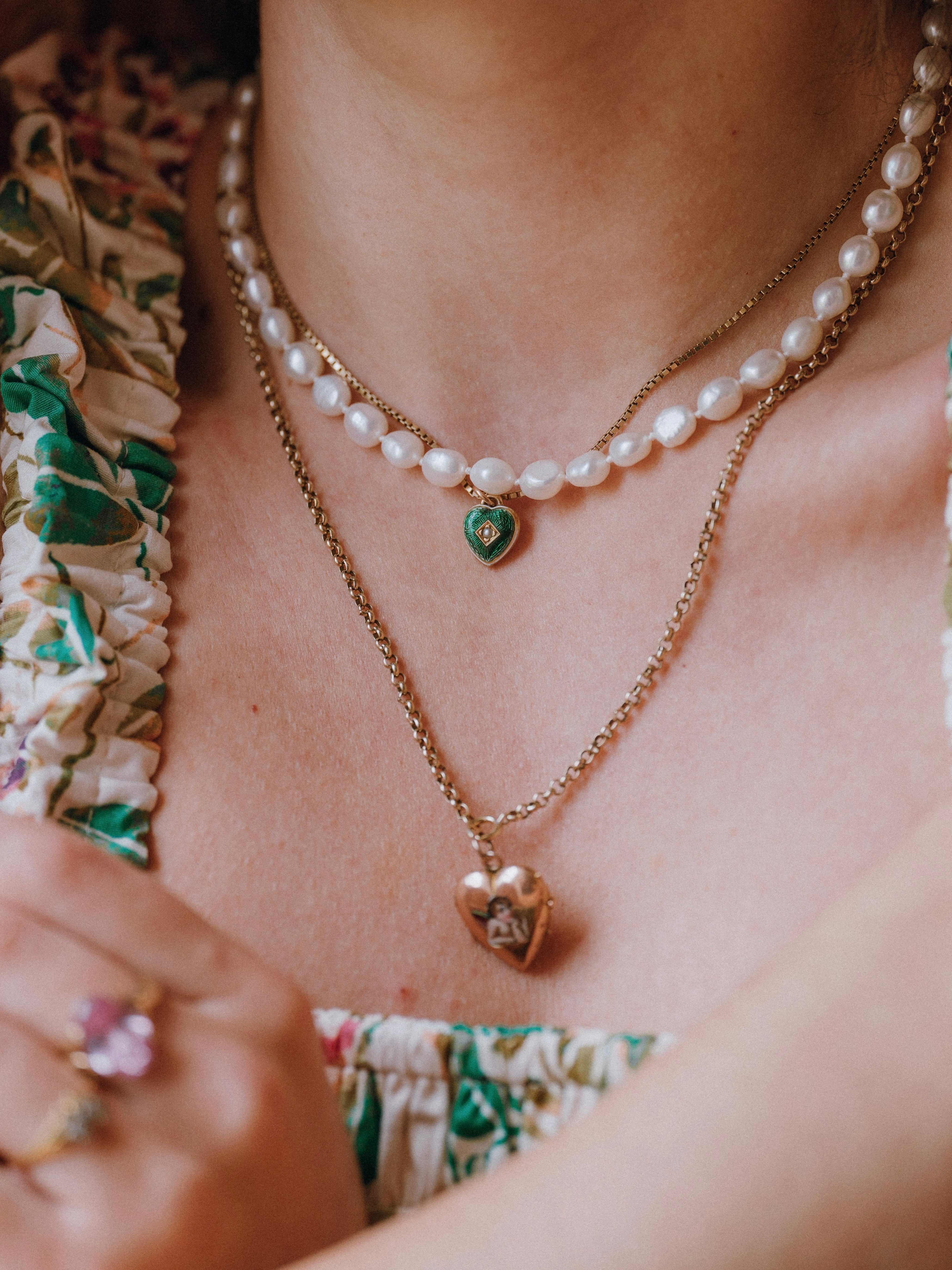 Freshwater Baroque Pearl Necklace 16"
