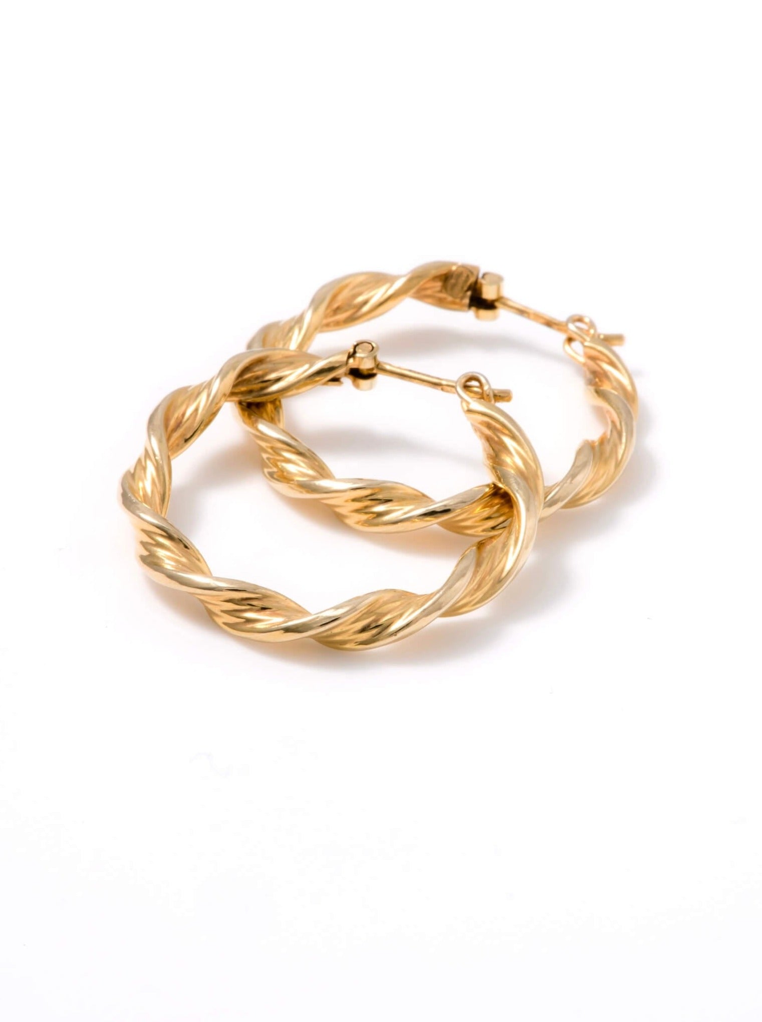 Gold Twist Hoops - 26mm