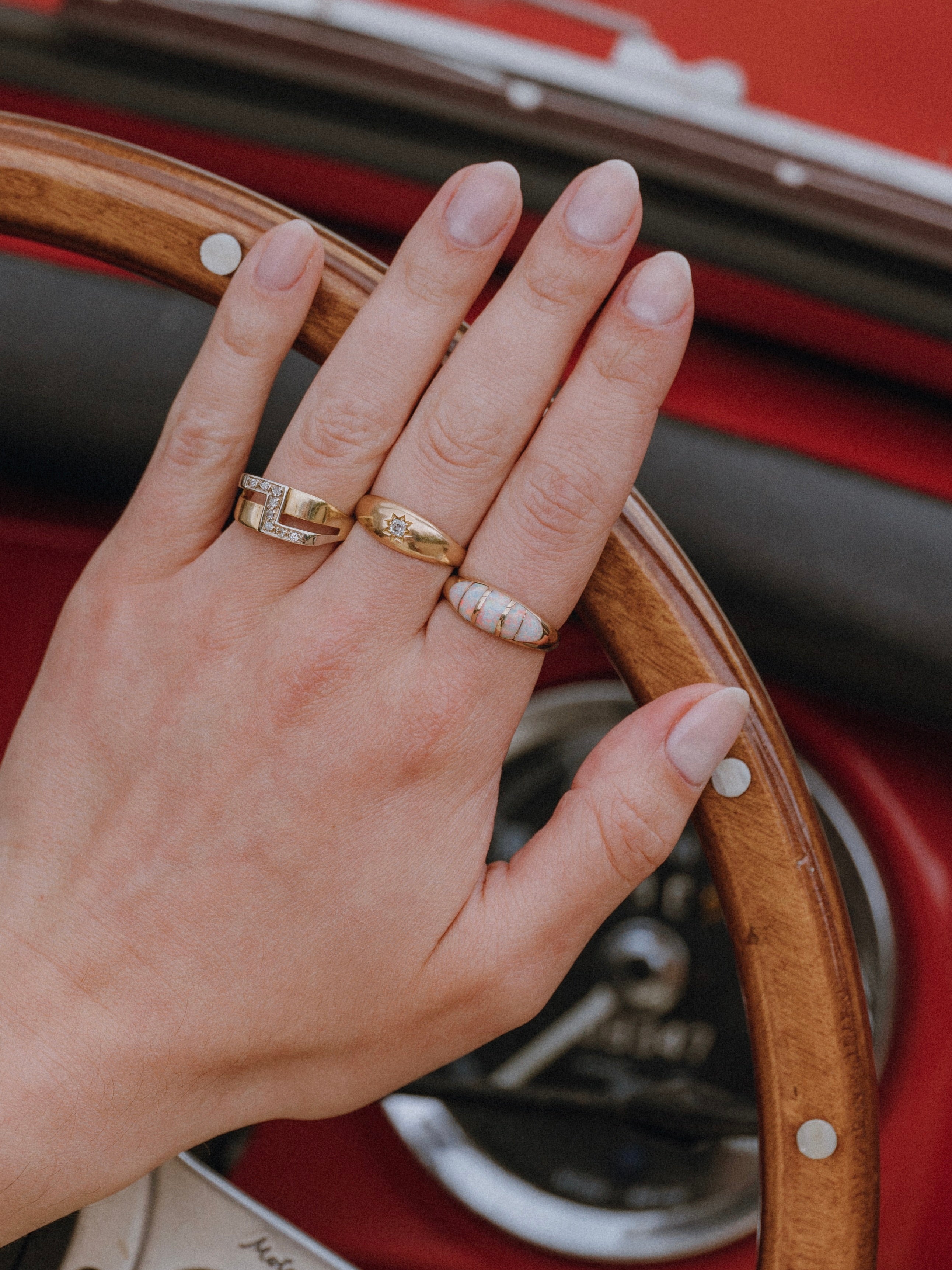 Graduated Opal Ring