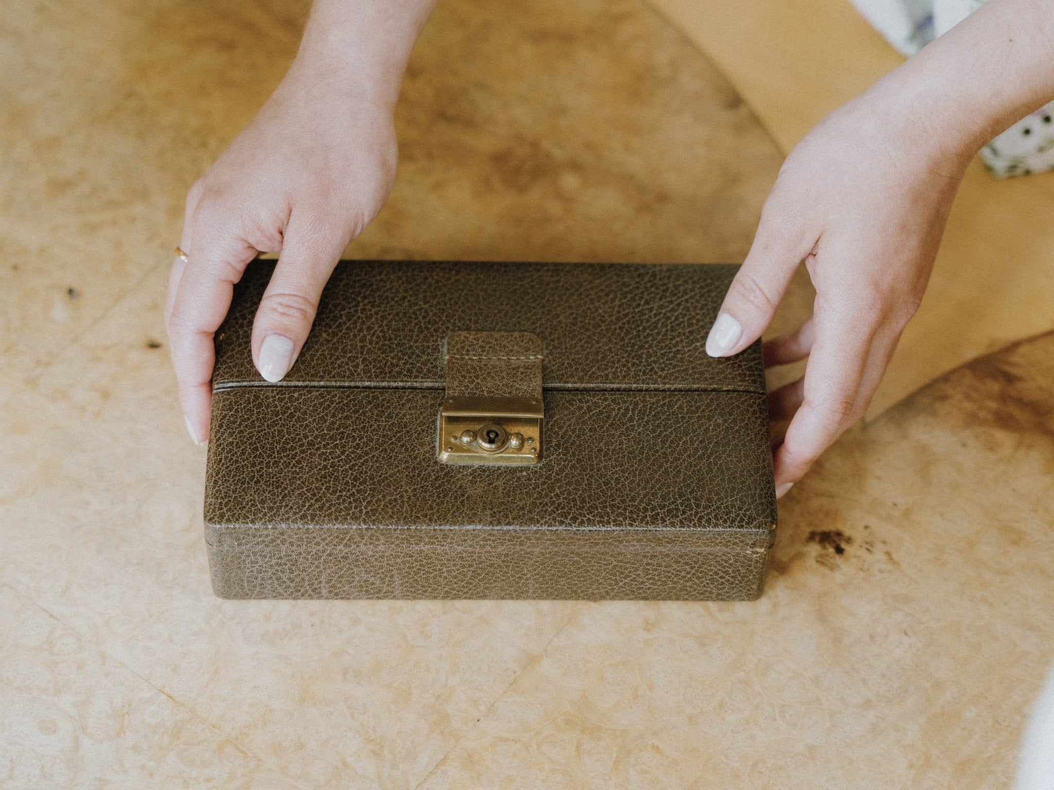 Medium Vintage Travel Box